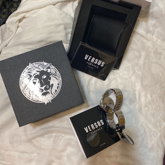 Versus Versace Georg Women's VSP652318Brick Lane 36mm Quartz Watch w/crystals - Picture 8 of 9